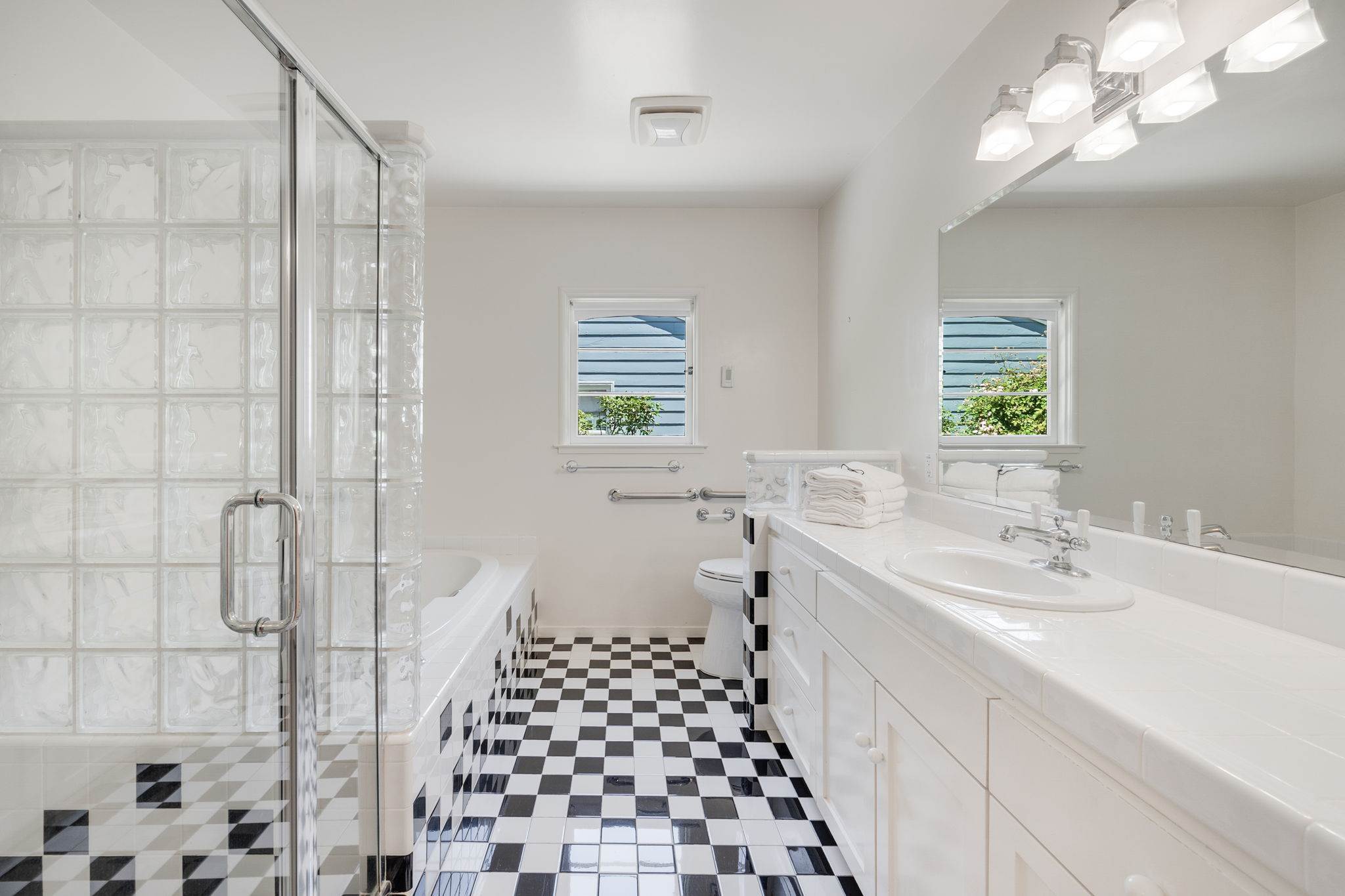 640 Oak Ave, Davis, CA 95616