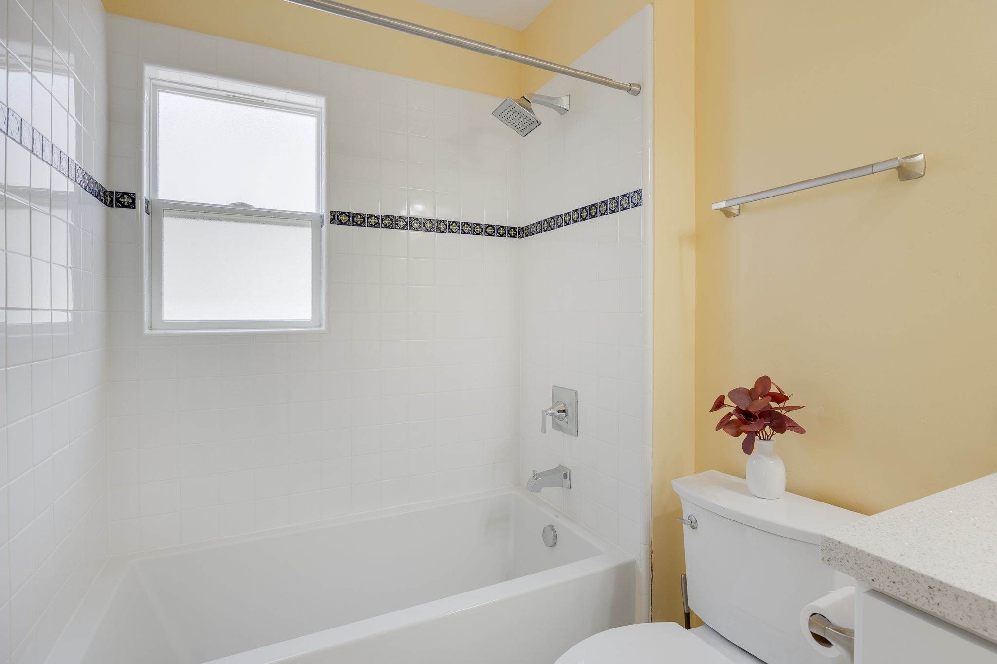 640 Oak Ave, Davis, CA 95616