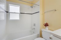 640 Oak Ave, Davis, CA 95616