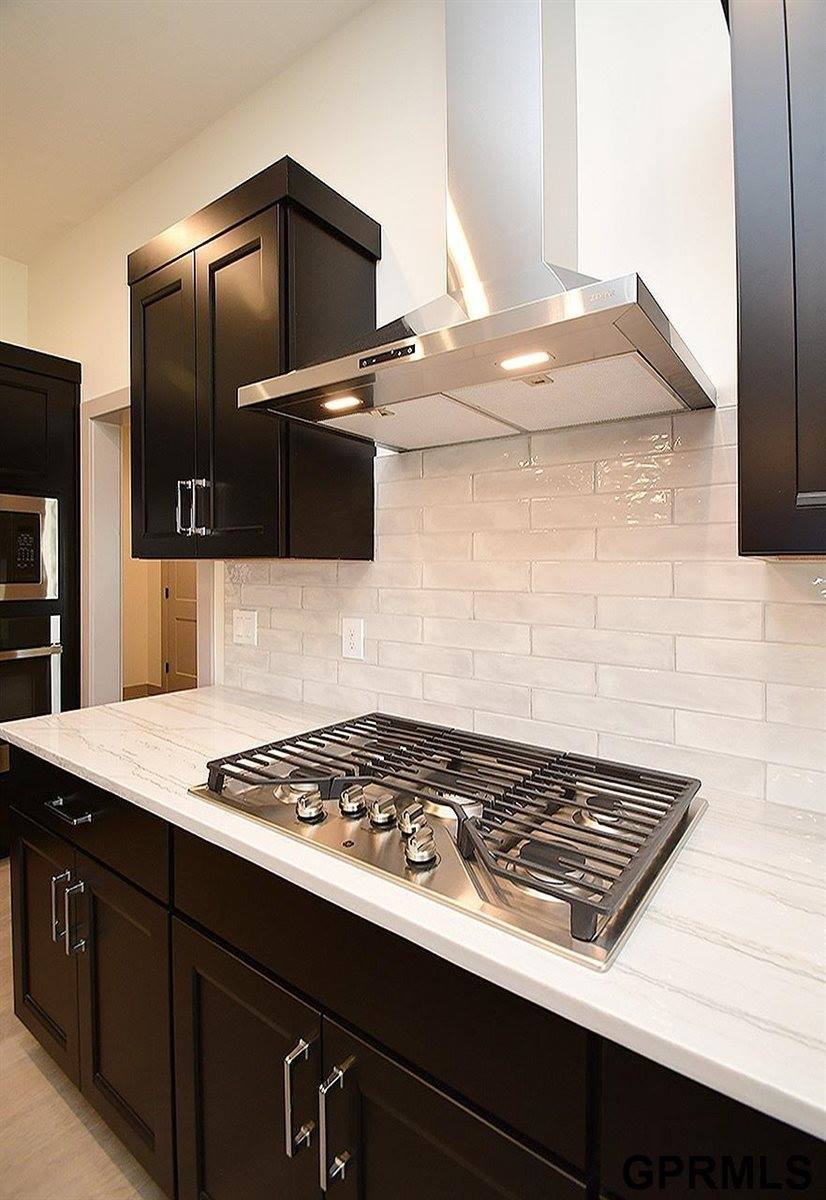 21133 Jessie Avenue, Elkhorn, NE 68022