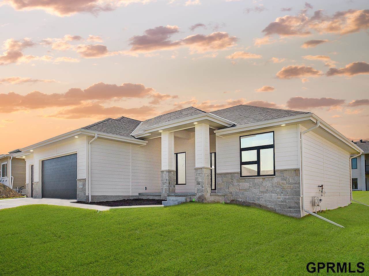 21133 Jessie Avenue, Elkhorn, NE 68022