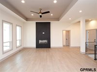 21133 Jessie Avenue, Elkhorn, NE 68022