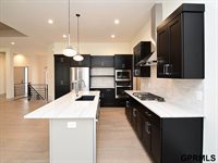 21133 Jessie Avenue, Elkhorn, NE 68022