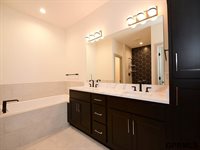 21133 Jessie Avenue, Elkhorn, NE 68022