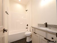 21133 Jessie Avenue, Elkhorn, NE 68022