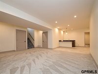 21133 Jessie Avenue, Elkhorn, NE 68022