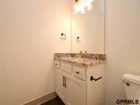 21133 Jessie Avenue, Elkhorn, NE 68022