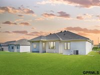 21133 Jessie Avenue, Elkhorn, NE 68022