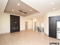 21133 Jessie Avenue, Elkhorn, NE 68022