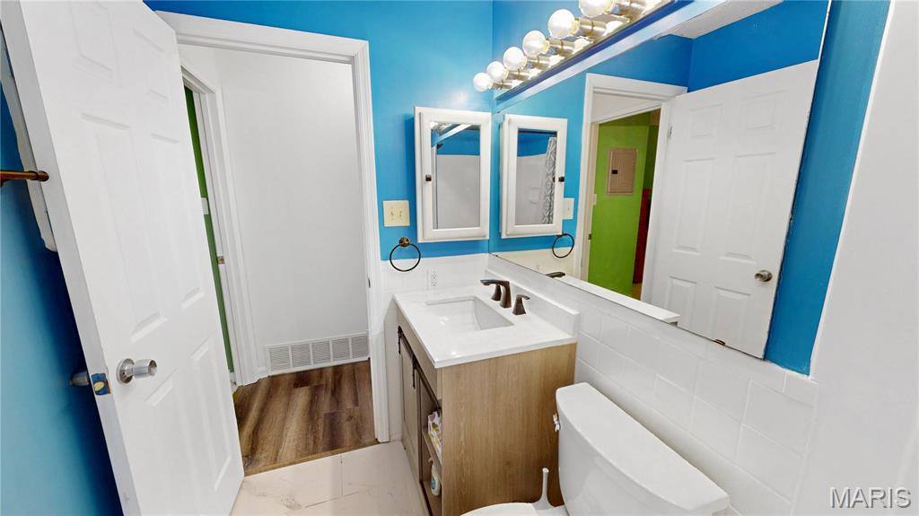 5262 Cedarstone Court, Saint Louis, MO 63129