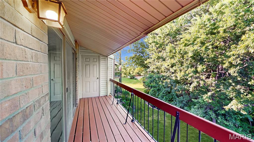 5262 Cedarstone Court, Saint Louis, MO 63129