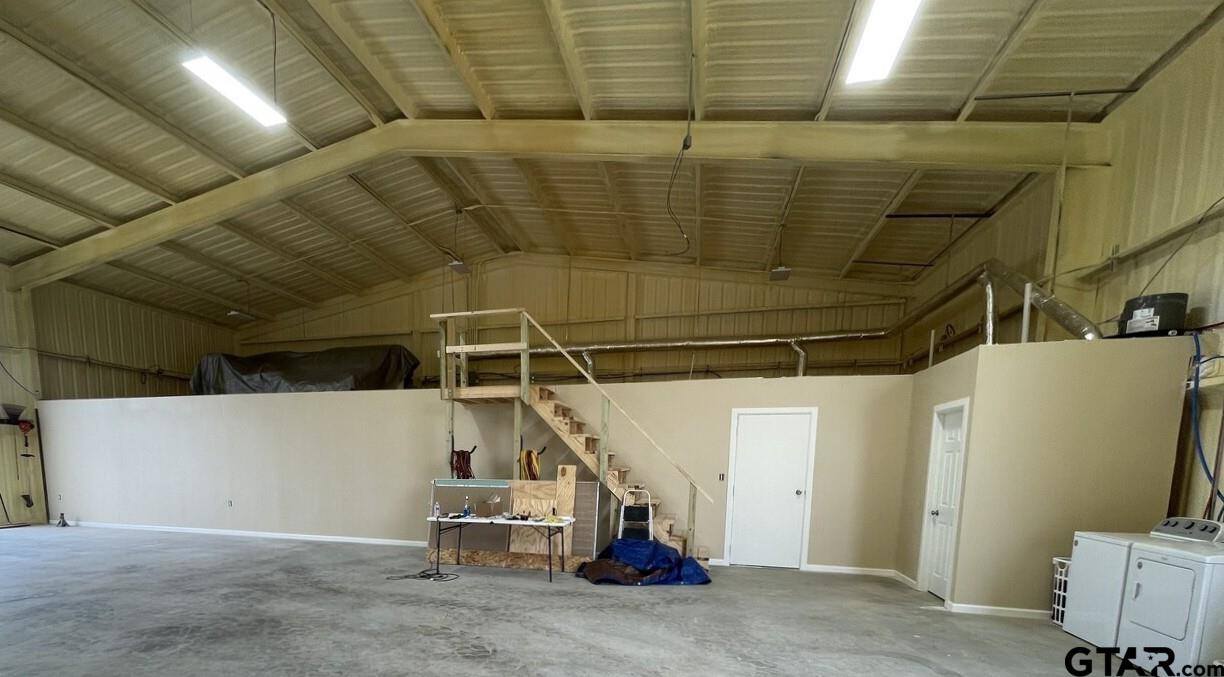 18707 State Hwy 155 South, Flint, TX 75762