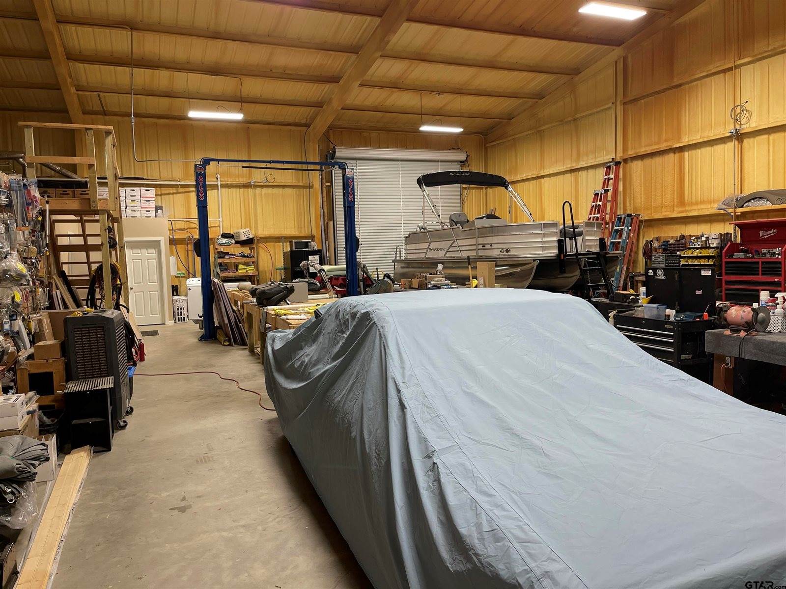 18707 State Hwy 155 South, Flint, TX 75762