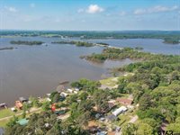 22090 Sportsman's Drive, Chandler, TX 75758