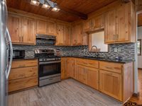 22090 Sportsman's Drive, Chandler, TX 75758