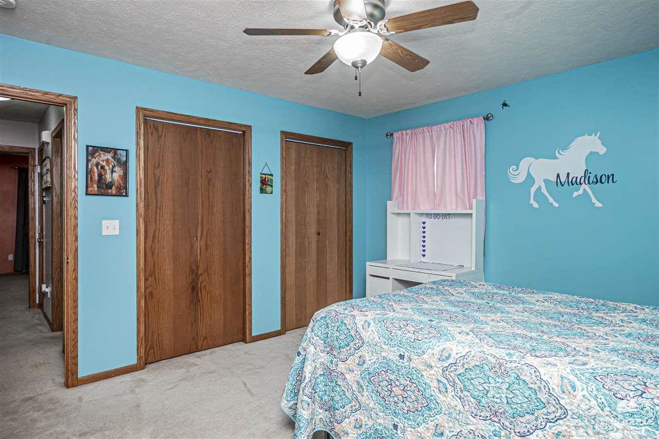 2216 Buckhorn Circle, Junction City, KS 66441