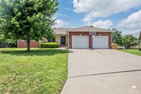 2216 Buckhorn Circle, Junction City, KS 66441