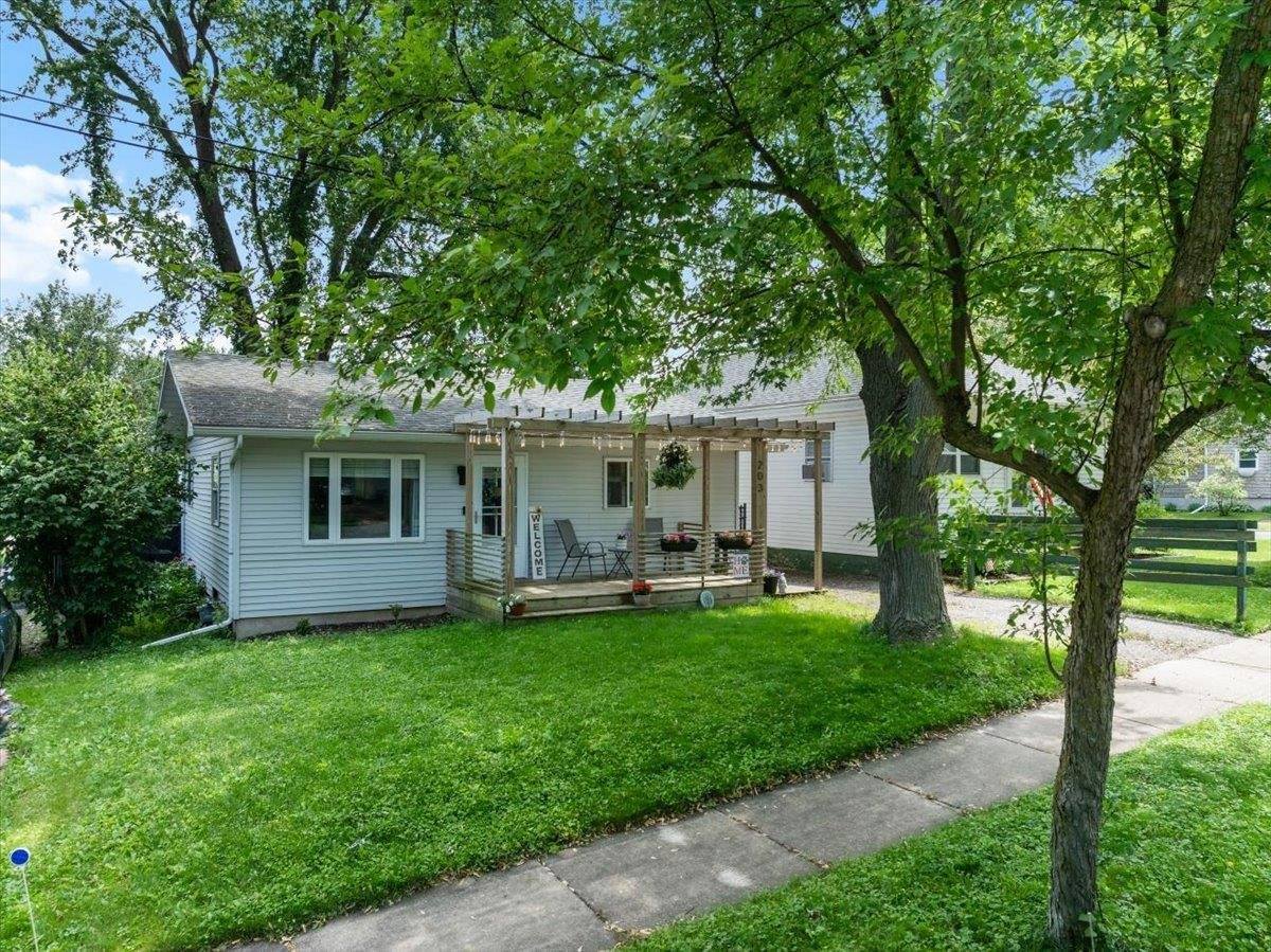 203 N Vine Street, Marshfield, WI 54449