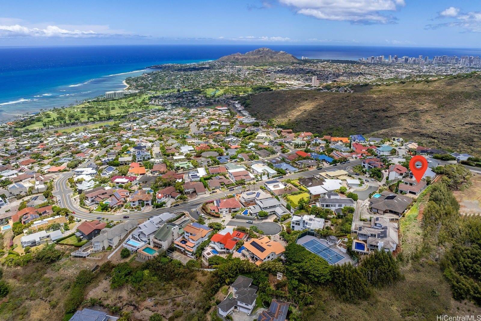 1918 Hawane Place, Honolulu, HI 96821