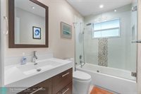 418 NW 20th St, Wilton Manors, FL 33311