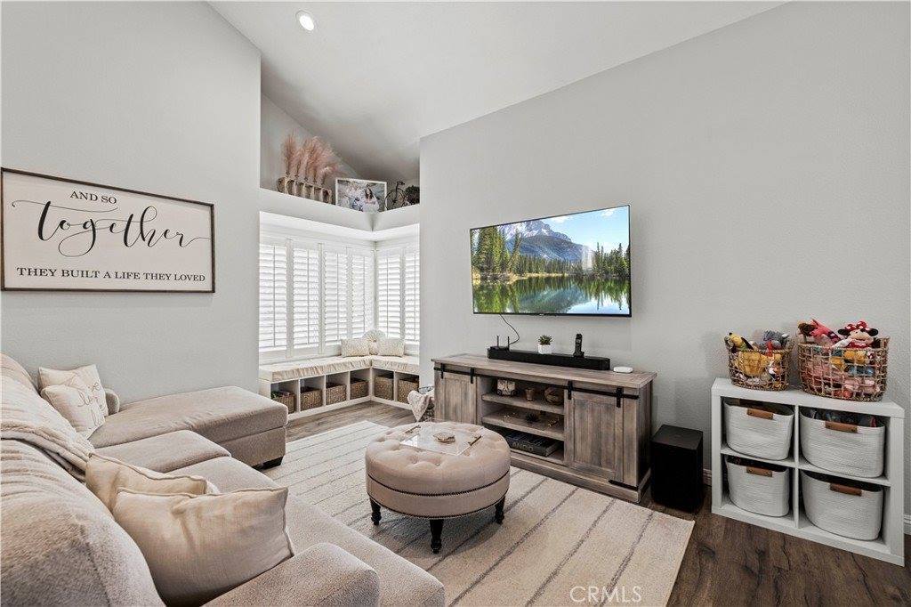 28032 Nantucket Street, Castaic, CA 91384