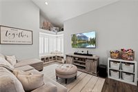 28032 Nantucket Street, Castaic, CA 91384