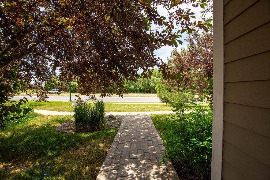 332 North Cottonwood Road, Bozeman, MT 59718