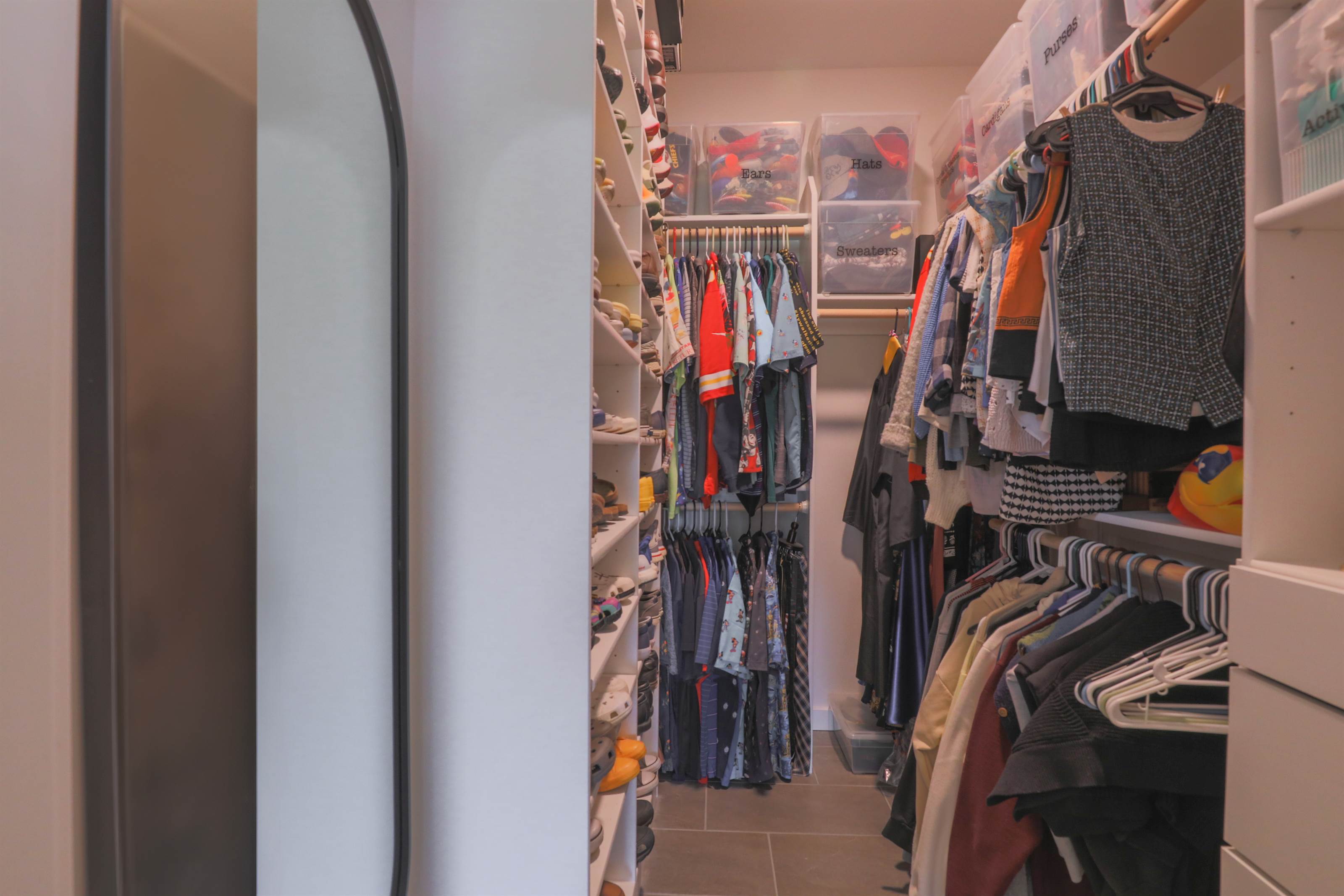 1076 E 1466th Rd, Lawrence, KS 66046