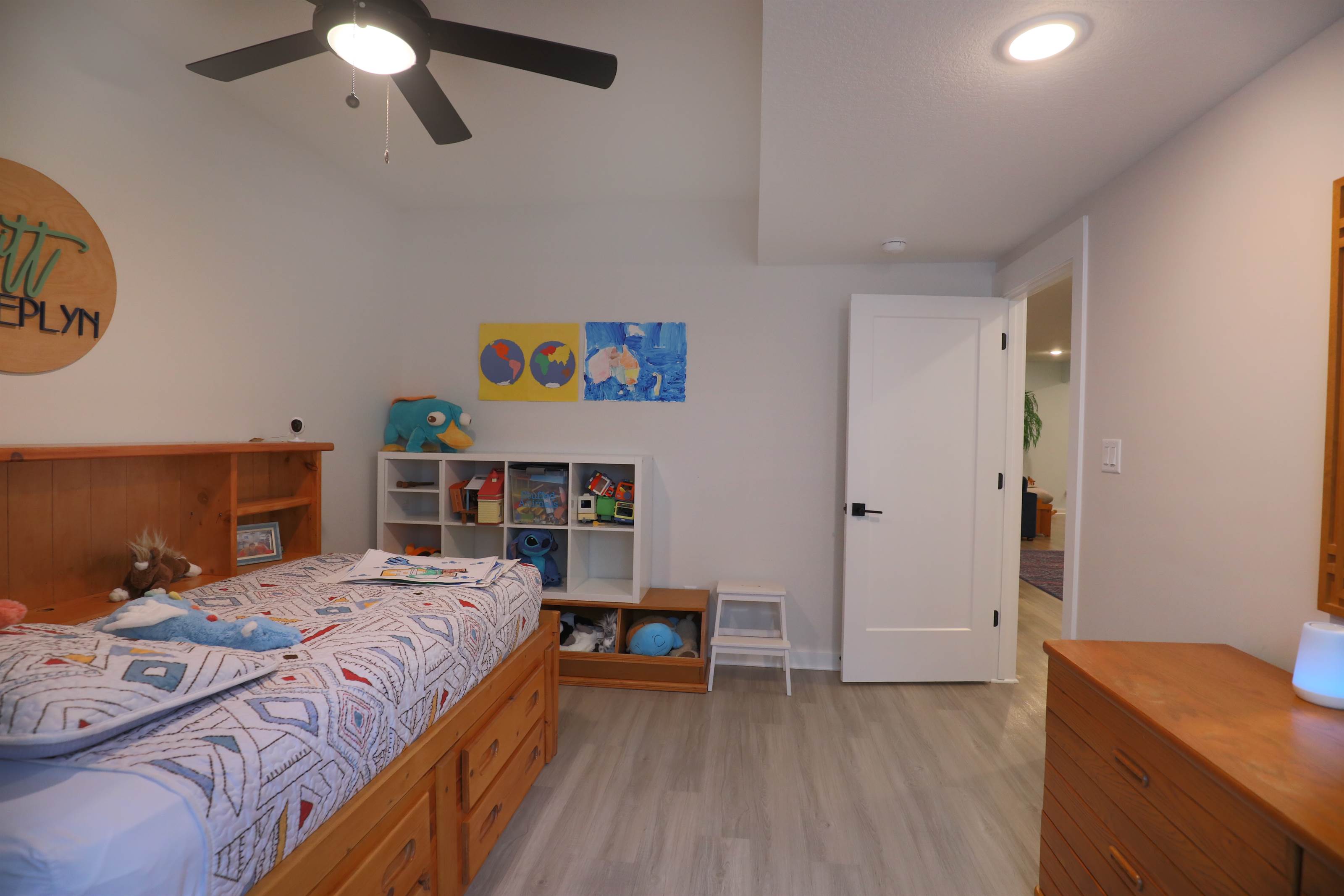 1076 E 1466th Rd, Lawrence, KS 66046