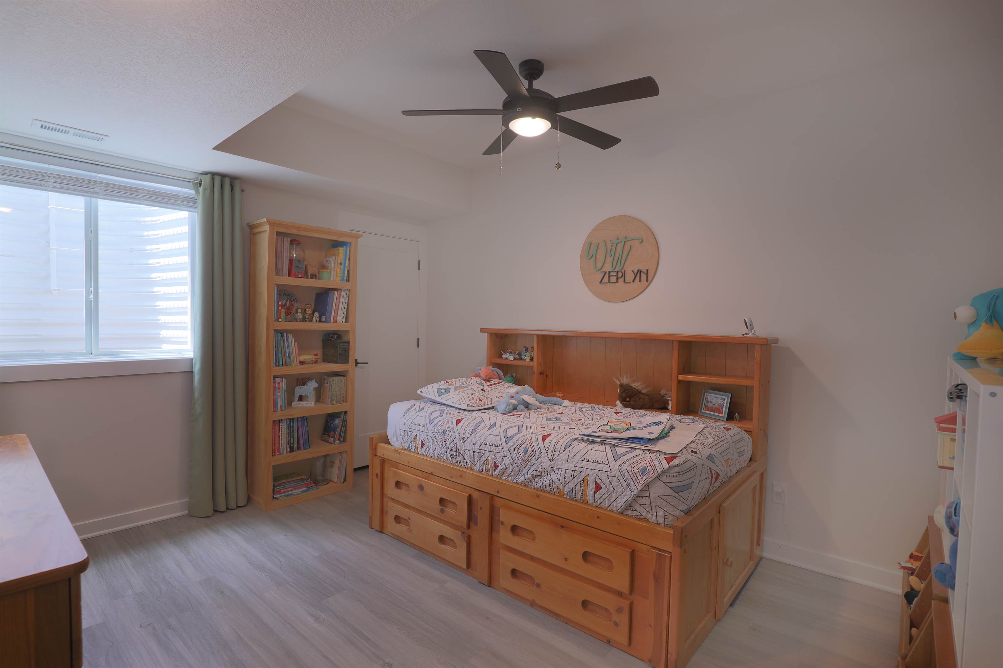 1076 E 1466th Rd, Lawrence, KS 66046