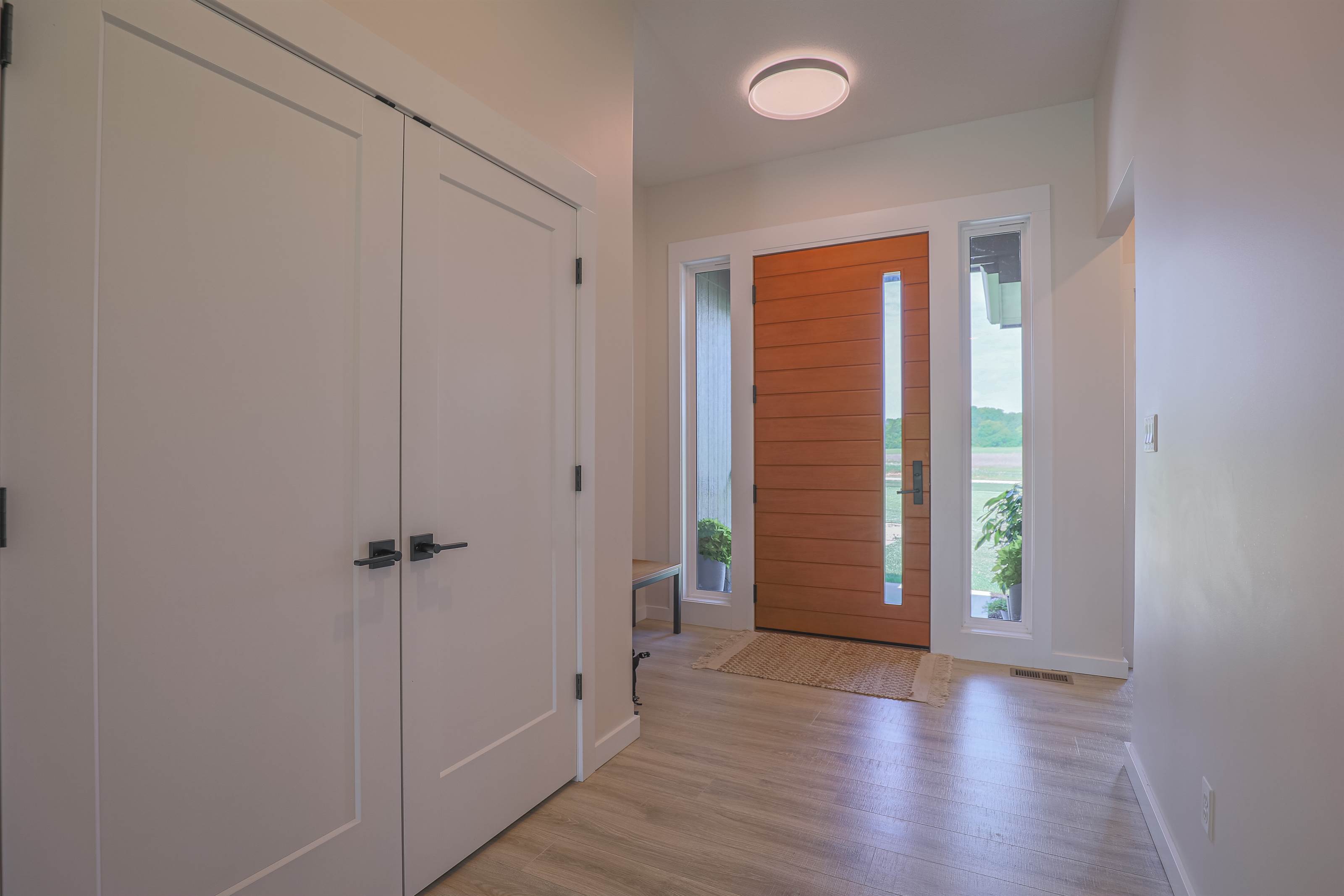 1076 E 1466th Rd, Lawrence, KS 66046