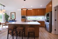 1076 E 1466th Rd, Lawrence, KS 66046