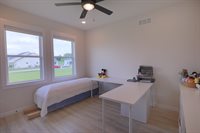 1076 E 1466th Rd, Lawrence, KS 66046