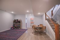 1076 E 1466th Rd, Lawrence, KS 66046