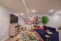 1076 E 1466th Rd, Lawrence, KS 66046