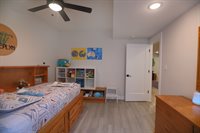 1076 E 1466th Rd, Lawrence, KS 66046