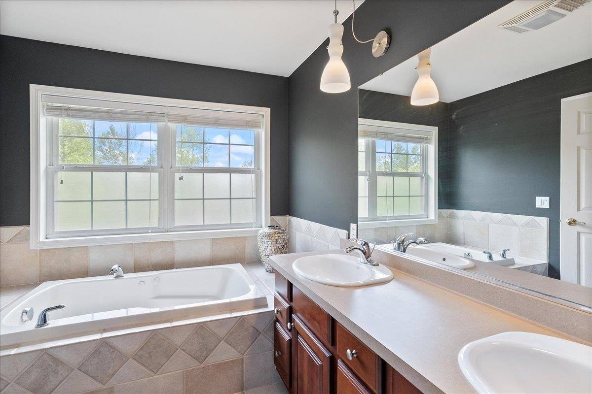 110985 Candlewood Court, Marshfield, WI 54449