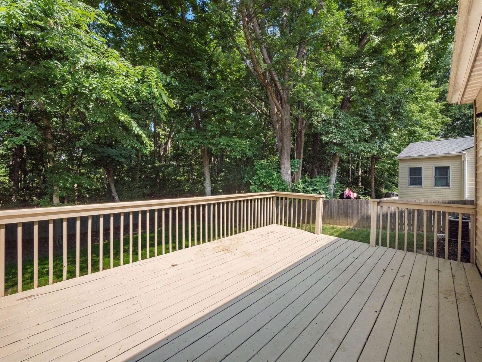 8741 Olenbrook Drive, Lewis Center, OH 43035