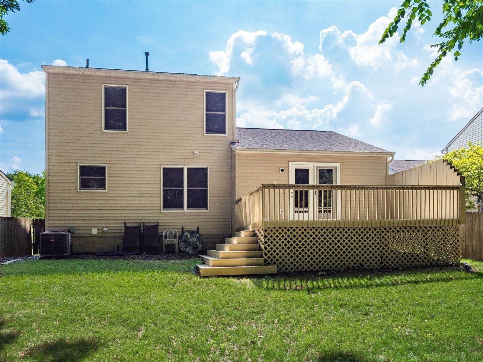 8741 Olenbrook Drive, Lewis Center, OH 43035