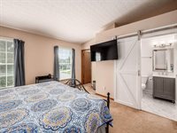 8741 Olenbrook Drive, Lewis Center, OH 43035