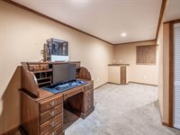 8741 Olenbrook Drive, Lewis Center, OH 43035