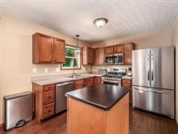 8741 Olenbrook Drive, Lewis Center, OH 43035