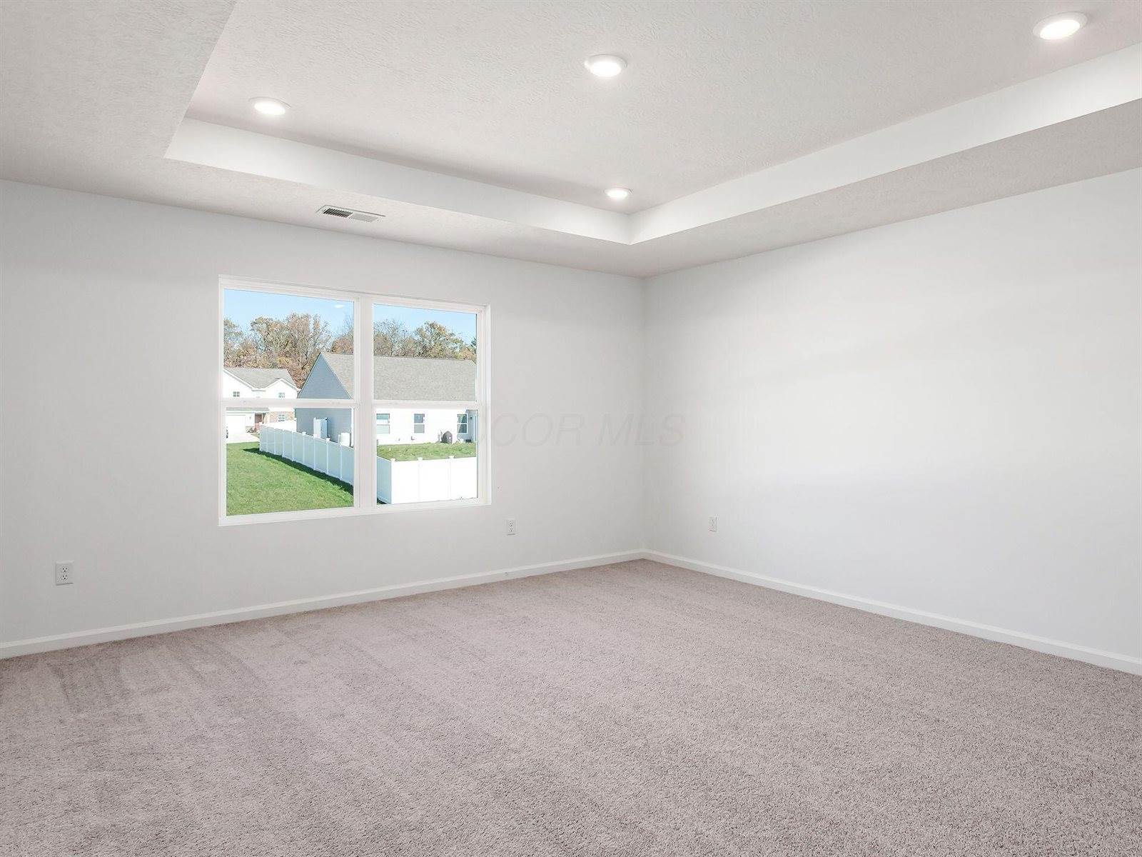 1709 Kash Avenue, Bellefontaine, OH 43311