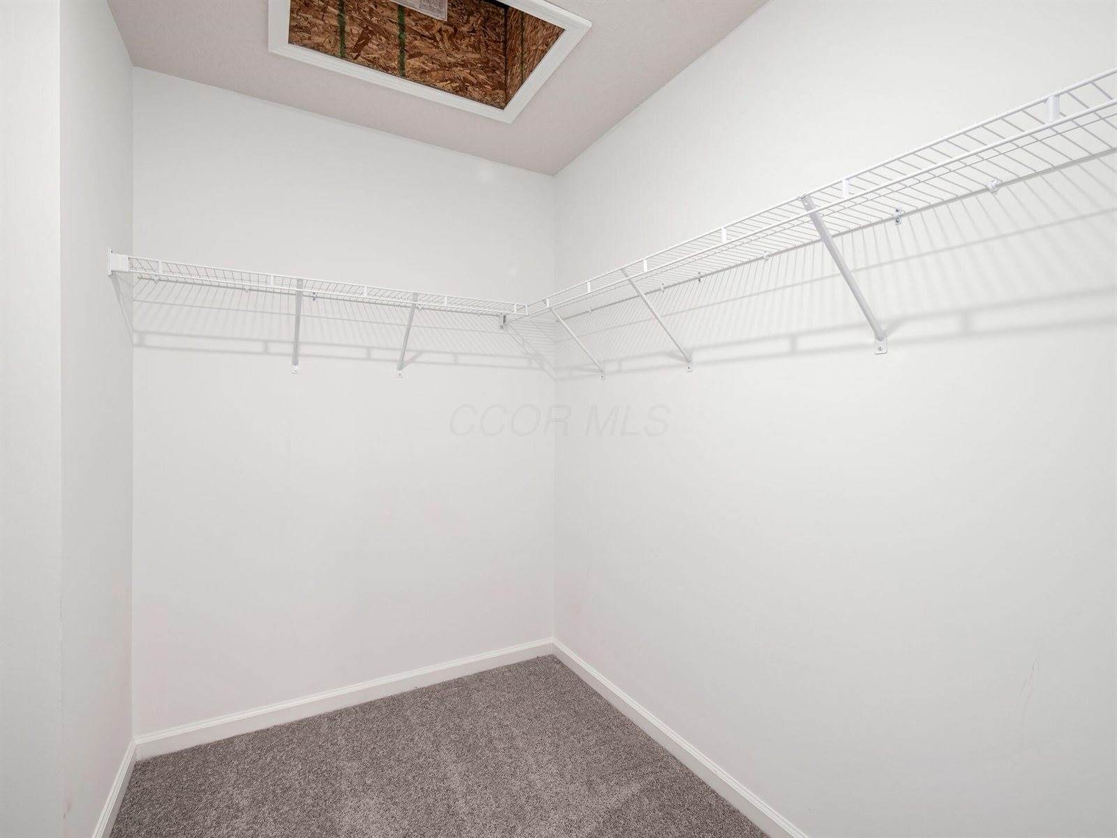 1709 Kash Avenue, Bellefontaine, OH 43311