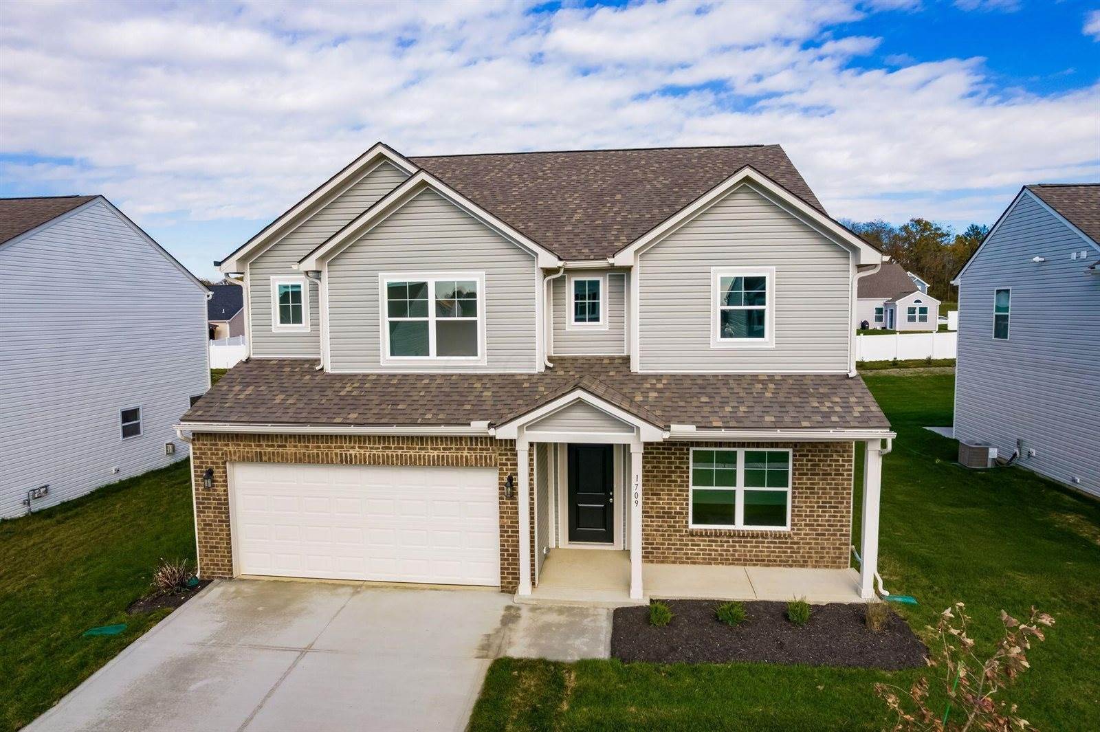 1709 Kash Avenue, Bellefontaine, OH 43311