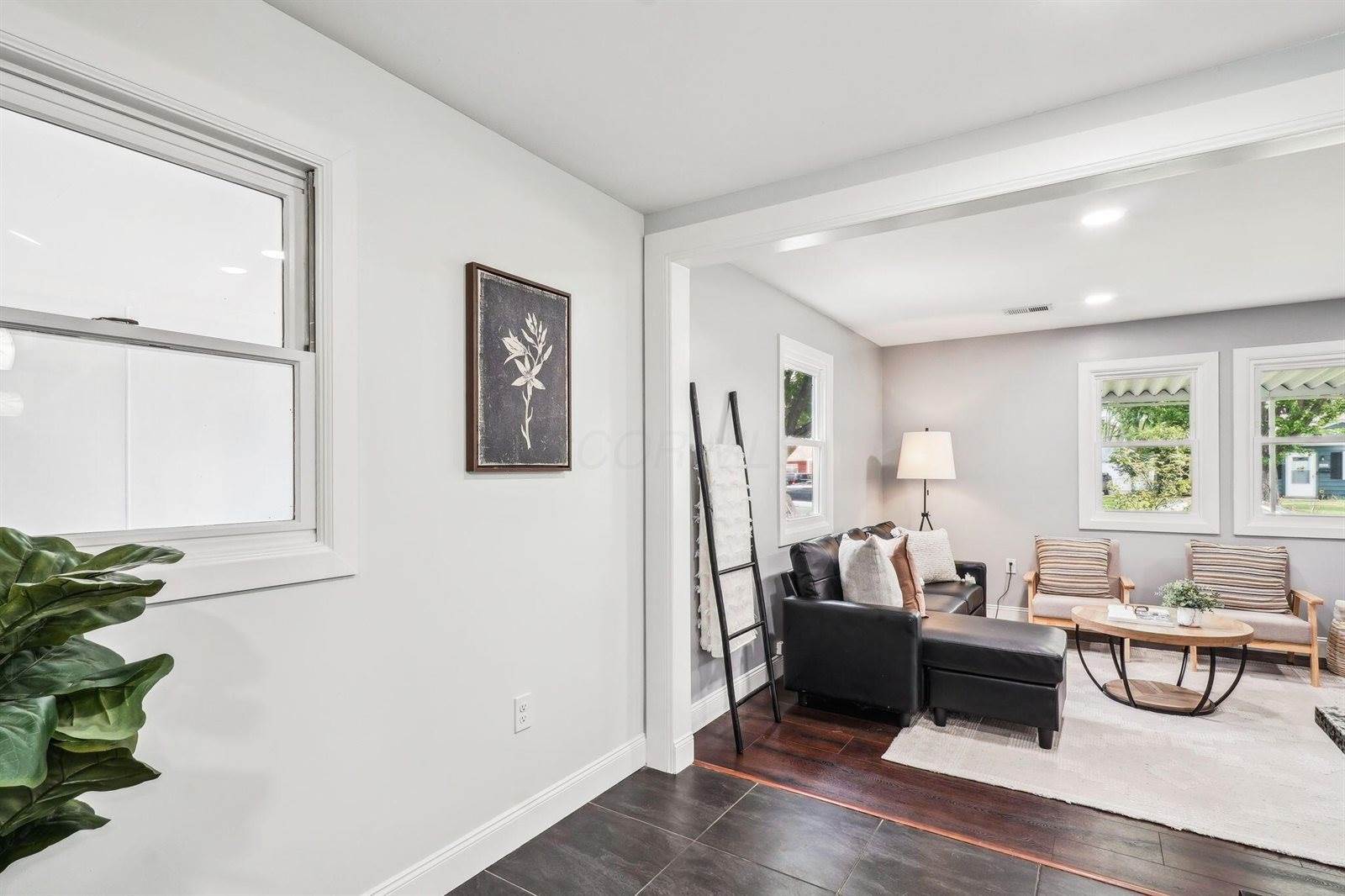 4425 Saint Ann Lane, Columbus, OH 43213