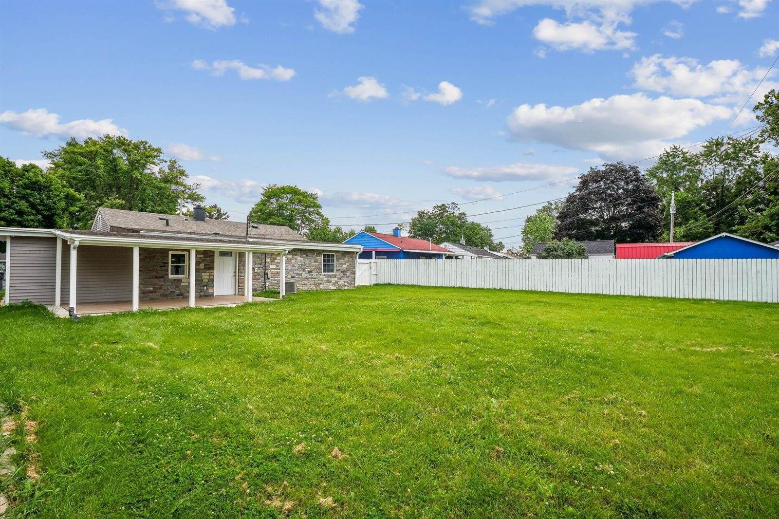 4425 Saint Ann Lane, Columbus, OH 43213