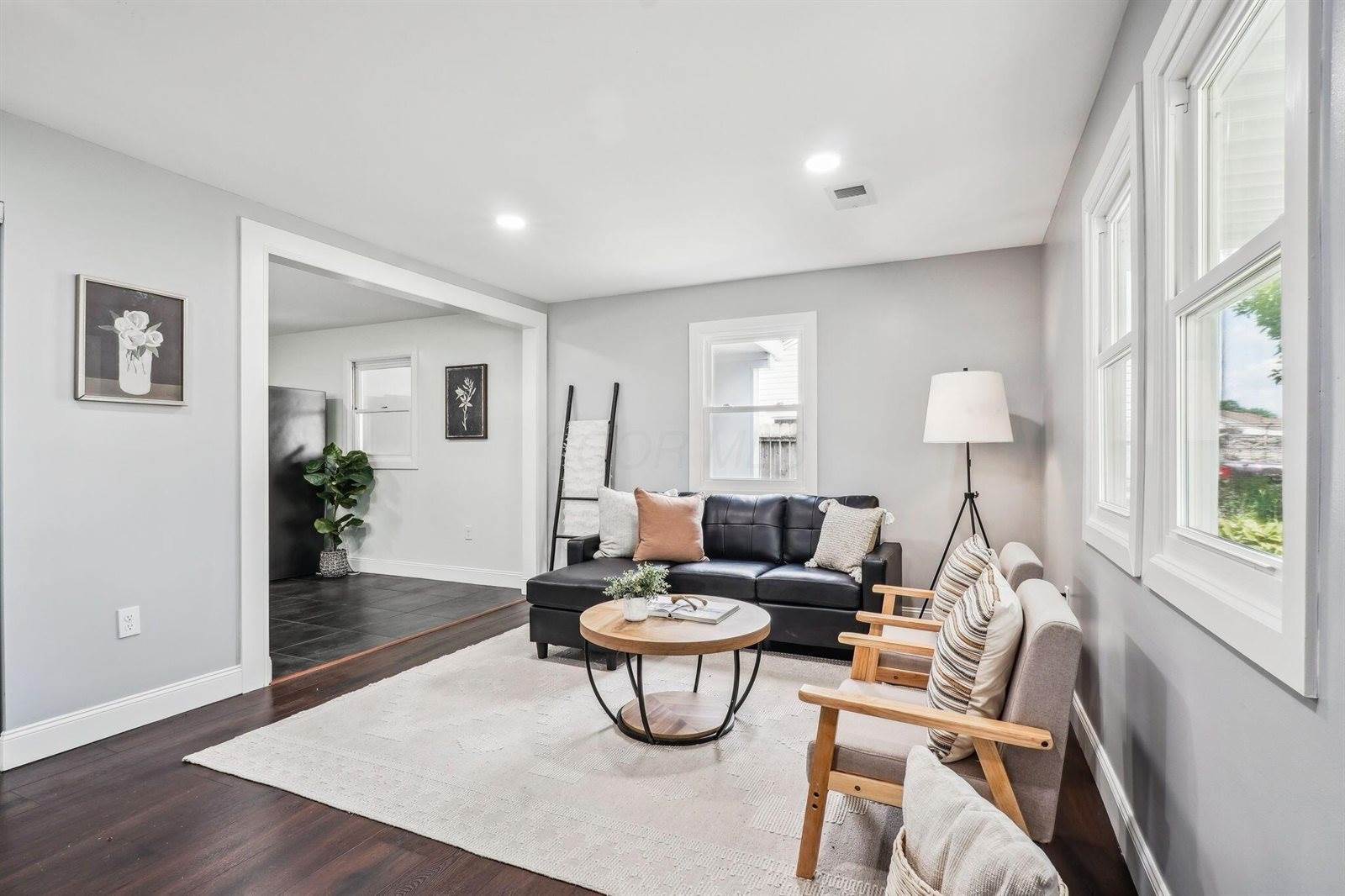 4425 Saint Ann Lane, Columbus, OH 43213