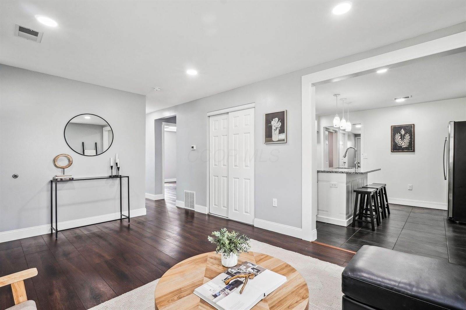 4425 Saint Ann Lane, Columbus, OH 43213