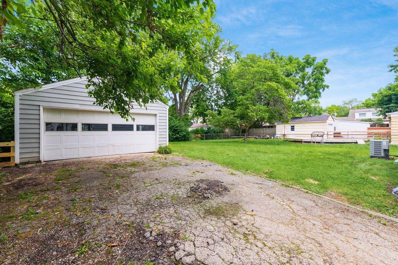 3933 Glenna Avenue, Grove City, OH 43123